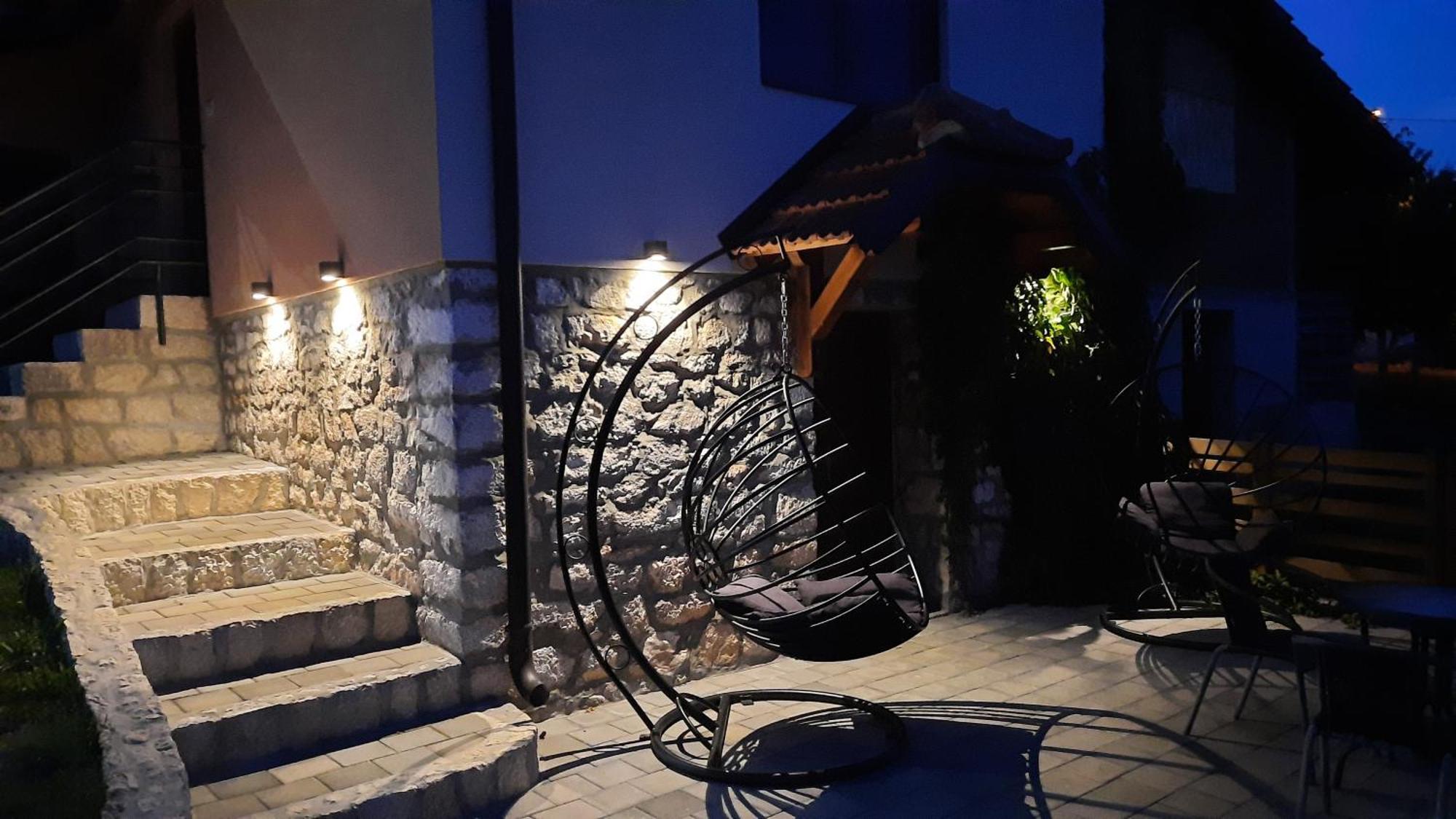 Seoski Turizam Melovic Rozanstvo Exterior photo