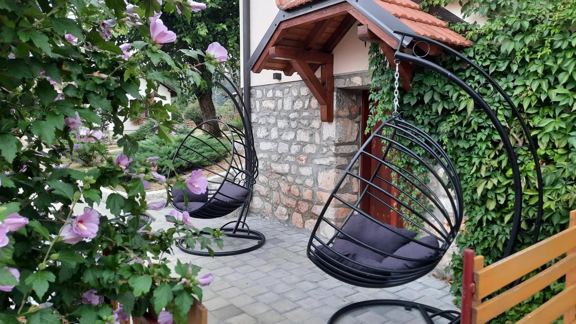Seoski Turizam Melovic Rozanstvo Exterior photo